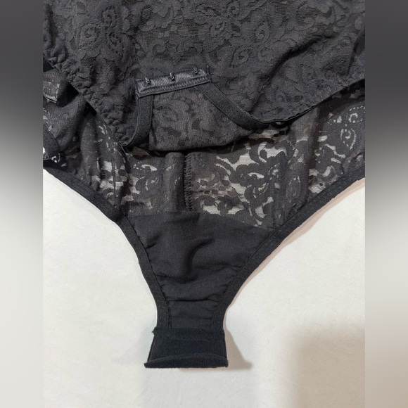 Bali Bodysuit Teddy Lingerie Underwire Cups Adjustable Straps Black Lace SZ 40C - Picture 7 of 10
